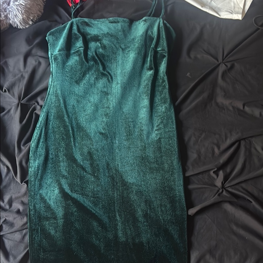 Windsor Green Sheath Cocktail Dress Spaghetti Strap